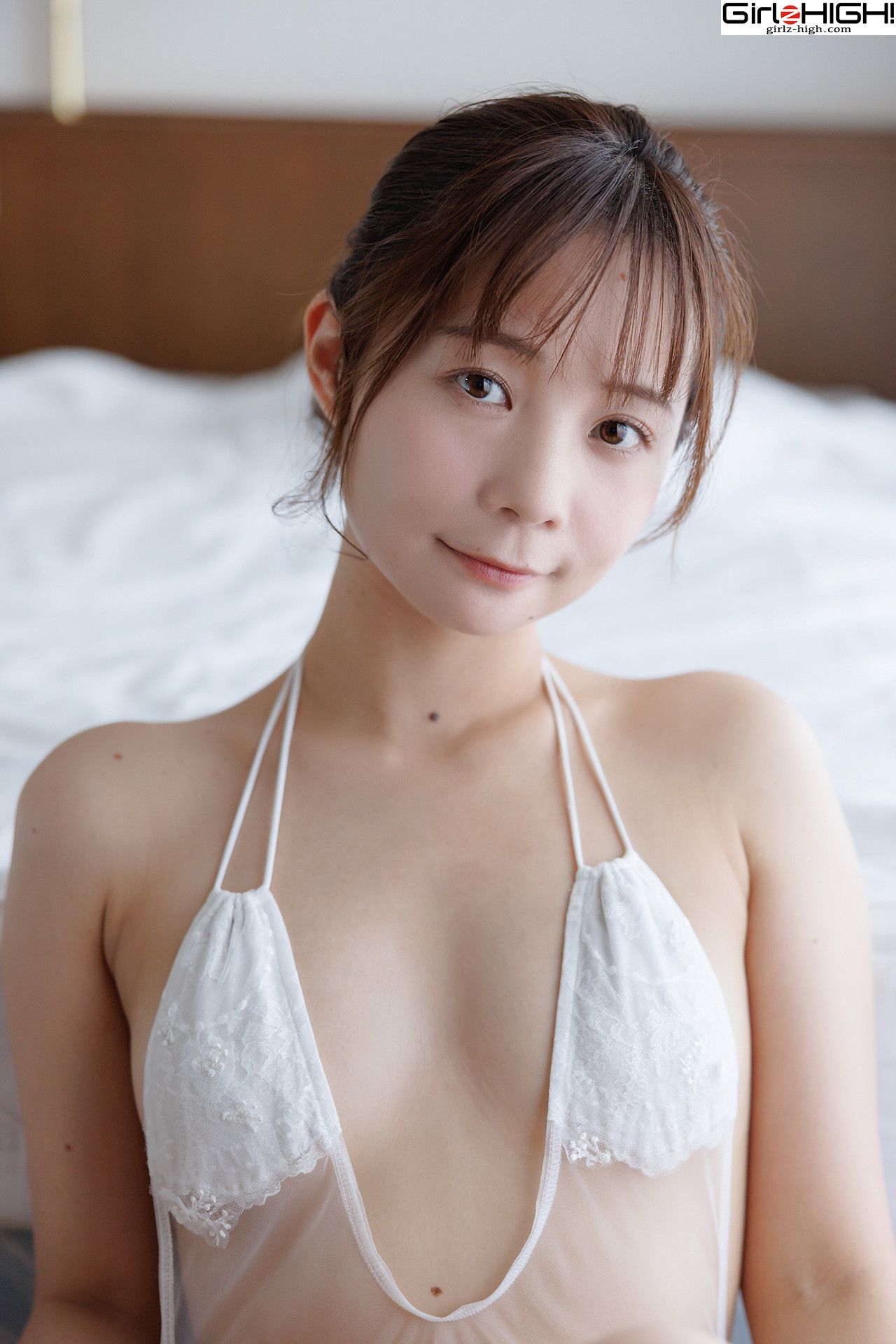 Mana 真奈, Girlz-High This is my last DVD in my 20s (bfaa_097_001)