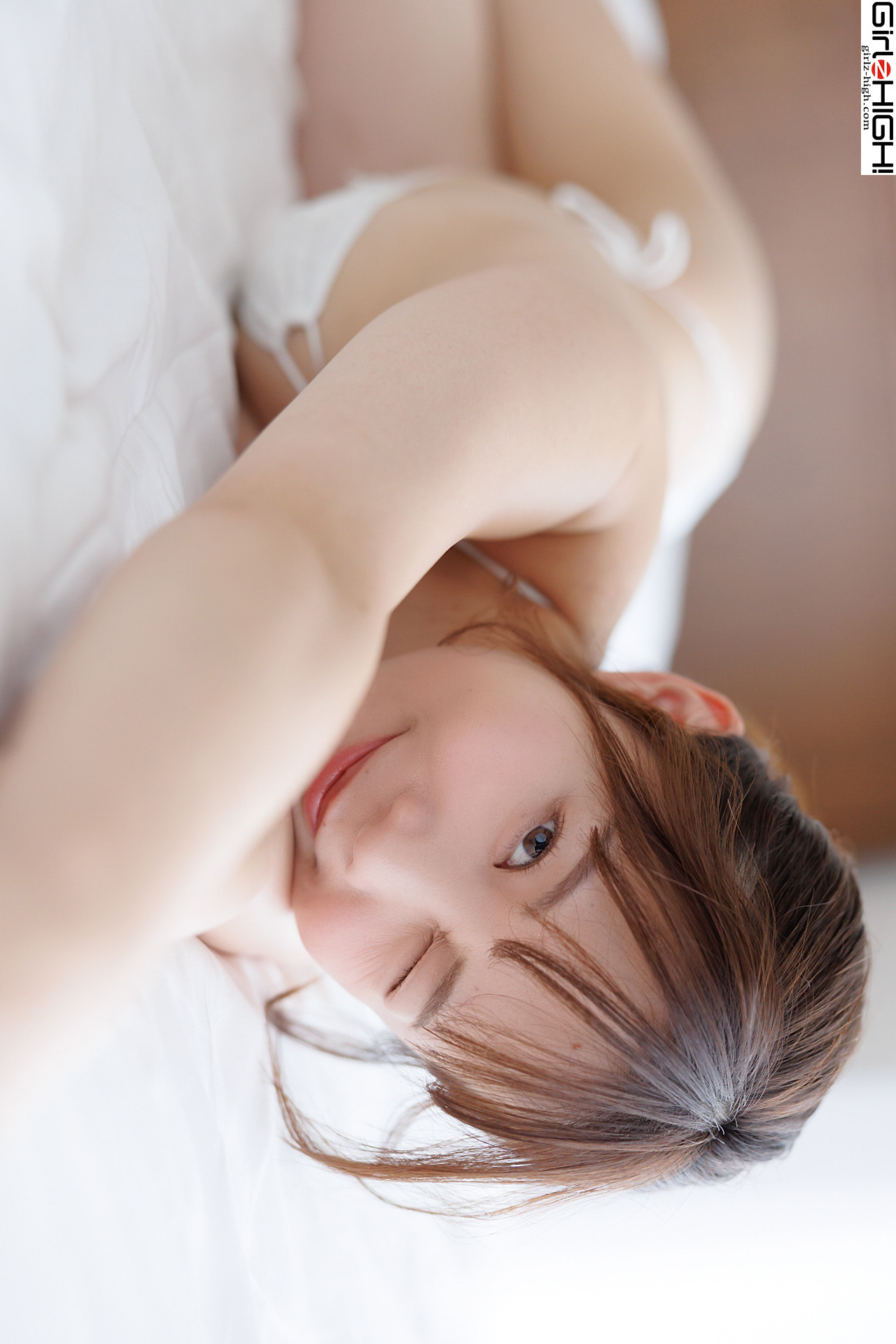Mana 真奈, Girlz-High This is my last DVD in my 20s (bfaa_097_002)