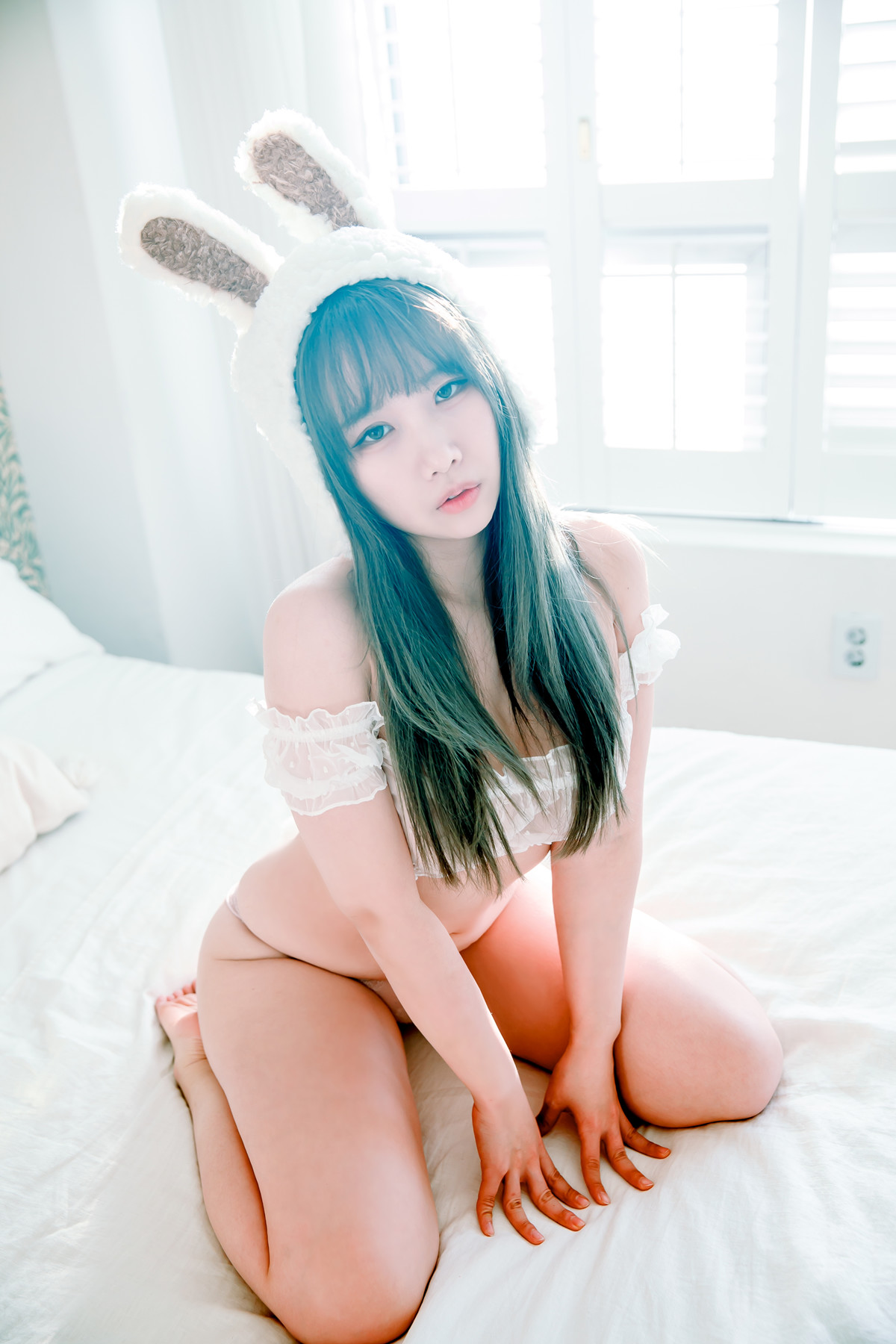 Mikacho 조미카, JOApictures ‘Rabbit’