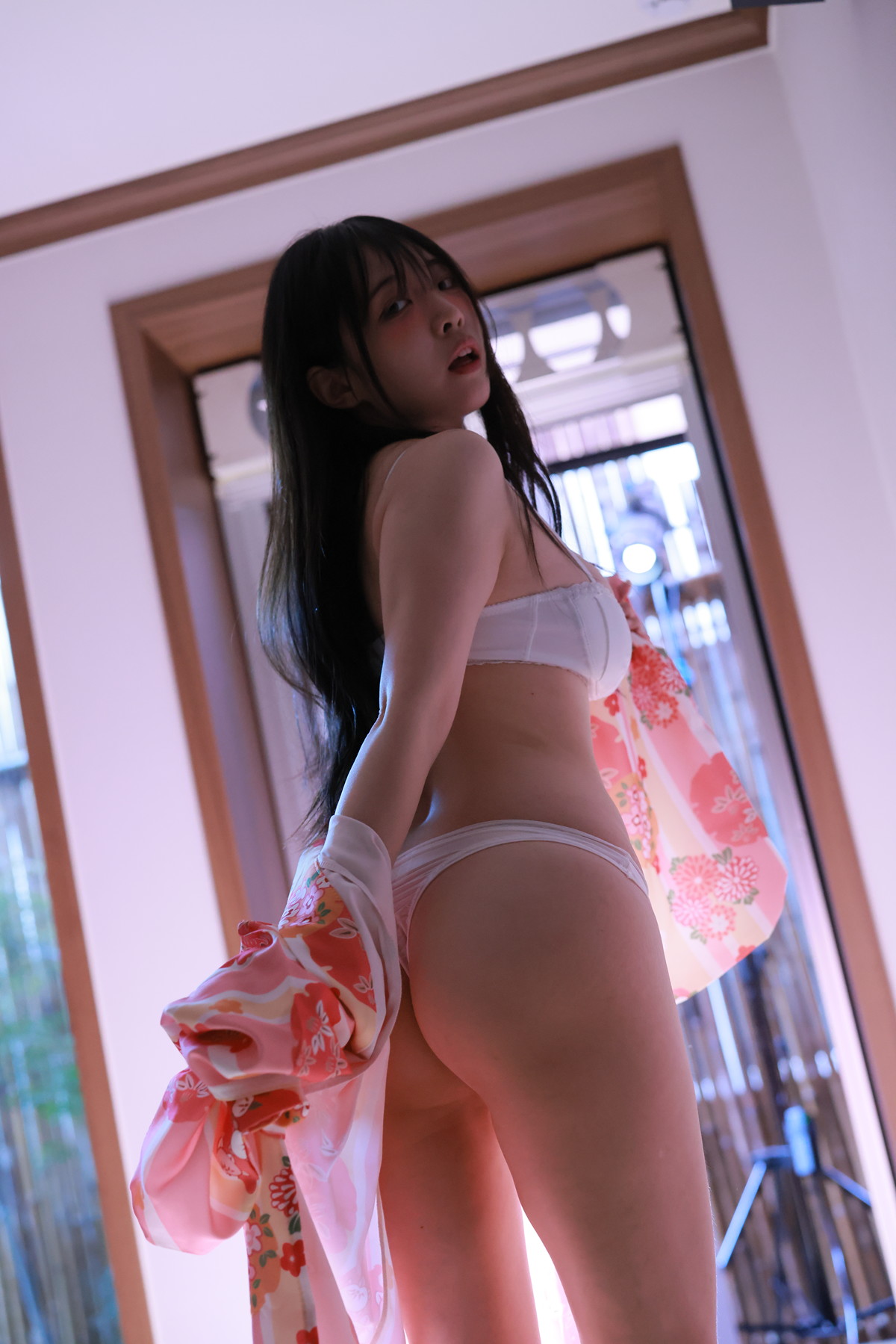 Rinaモモリナ, Patreon ‘August Atlas’ Set.02