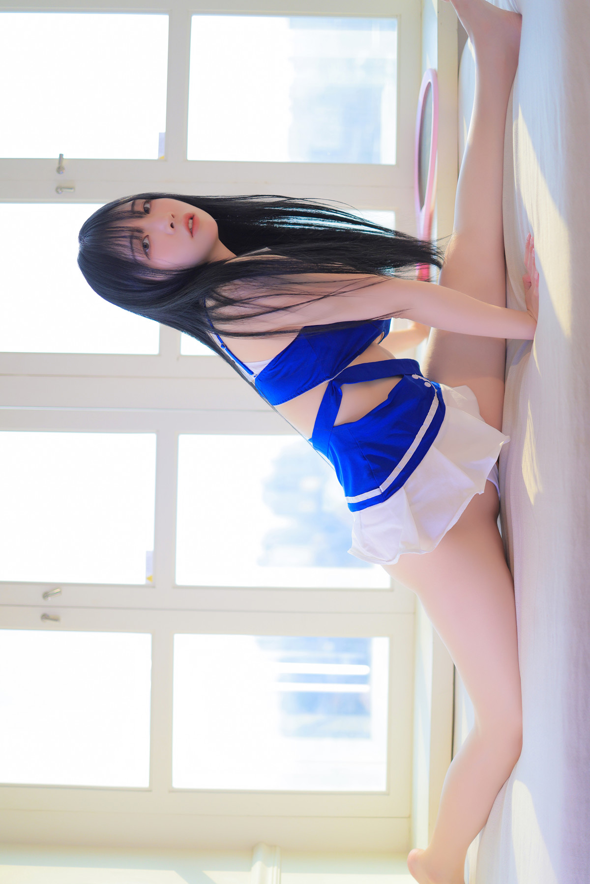 Rinaモモリナ, Patreon ‘Blue and White Swimsuit’ Set.01