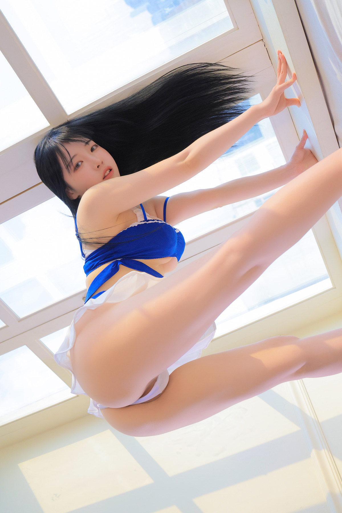 Rinaモモリナ, Patreon ‘Blue and White Swimsuit’ Set.02