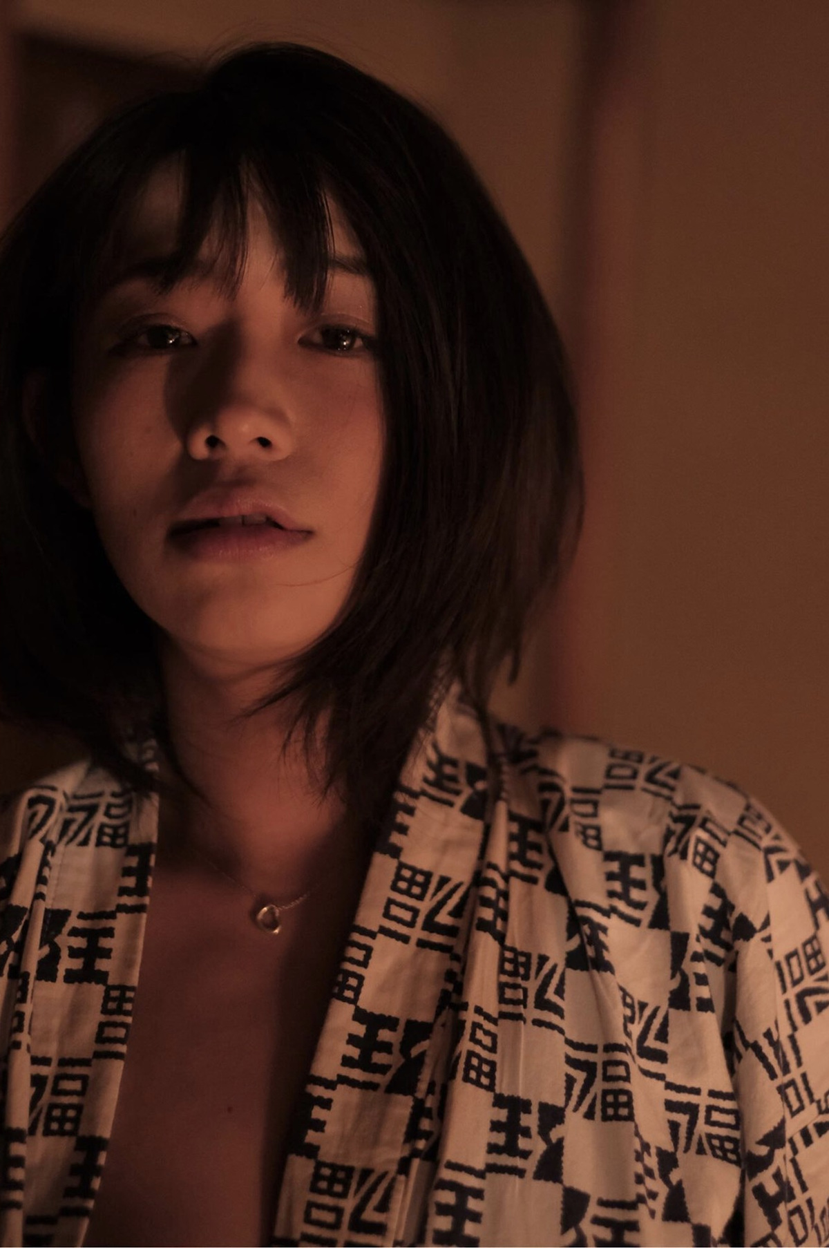 Sasa Handa 範田紗々, 週刊ポストデジタル写真集 「おんな」