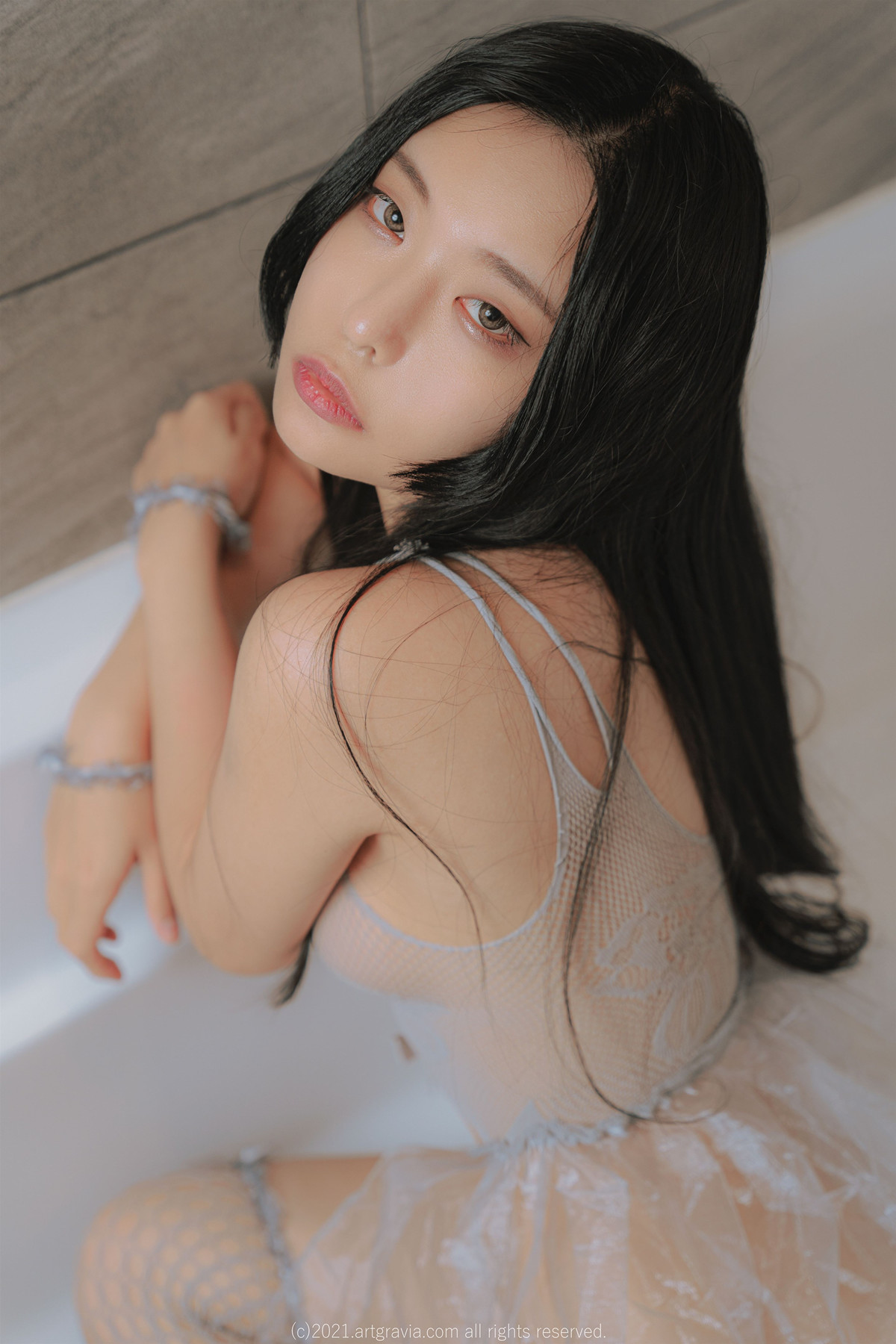 Song Mina 송민아, ArtGravia Vol.350 Photobook Set.01