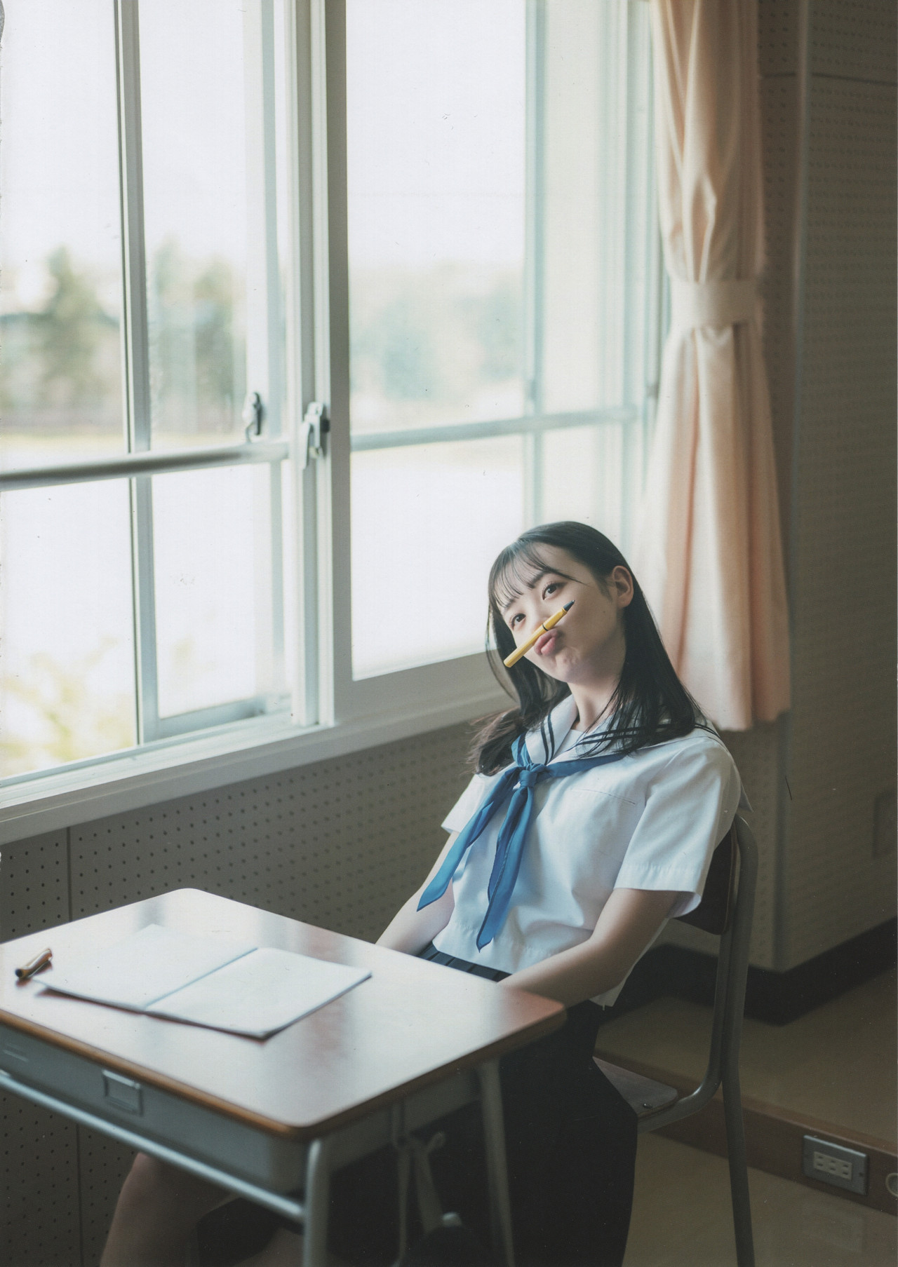 Yui Yokoyama 横山结衣, 1st写真集 [未熟な光] Set.03