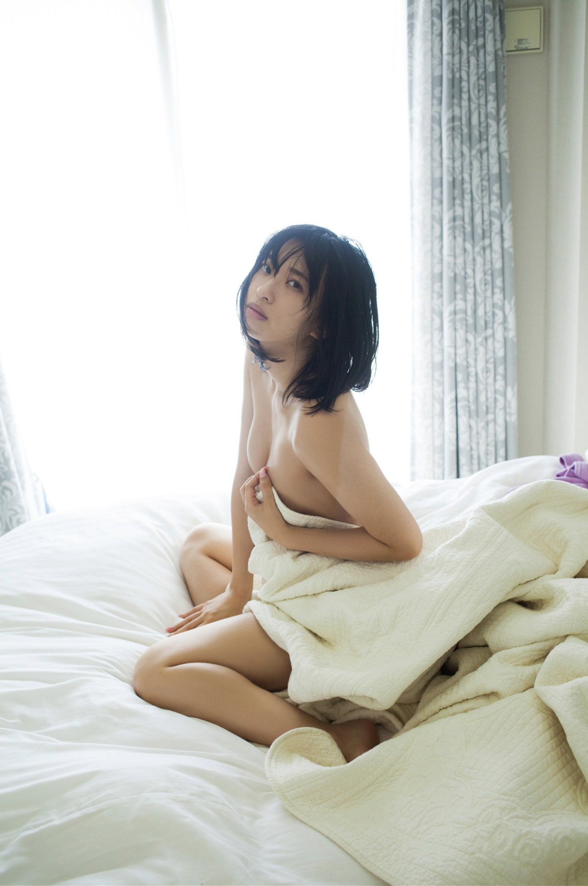 Yuka Kuramoti 倉持由香, FLASHデジタル写真集 自宅タワマン全力尻 後編 『脱』 Set.01