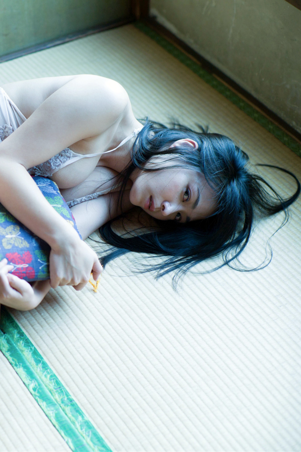 Yukie Kawamura 川村ゆきえ, FLASHデジタル写真集 [陽だまりの情事] Set.01