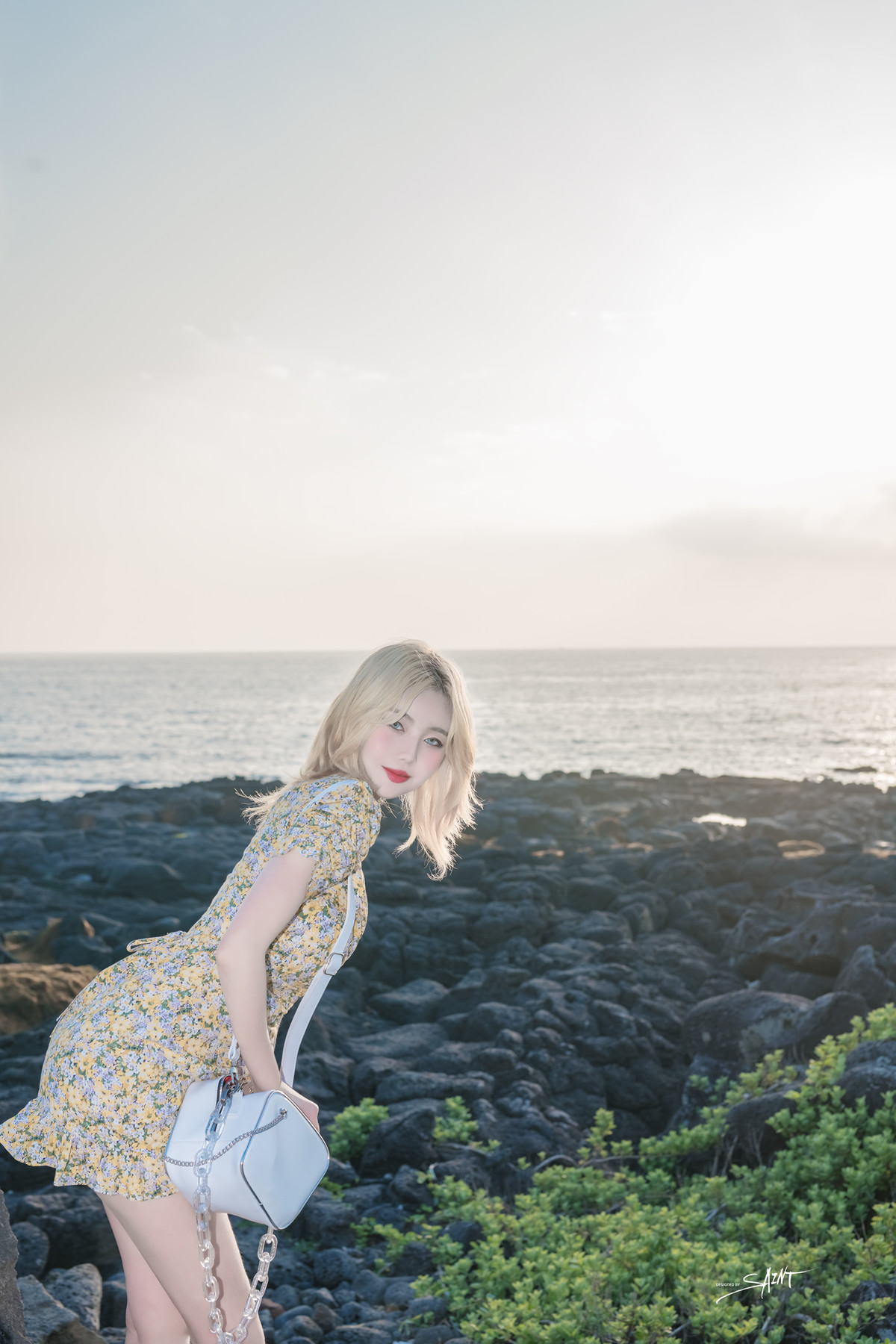 Yuna 유나, Saint PhotoLife Vol.14 ‘Jeju Story Part.1’ Set.02