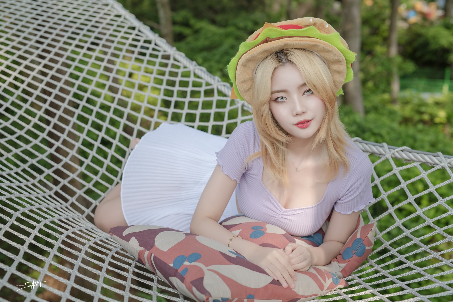 Yuna 유나, Saint PhotoLife Vol.14 ‘Jeju Story Part.1’ Set.04