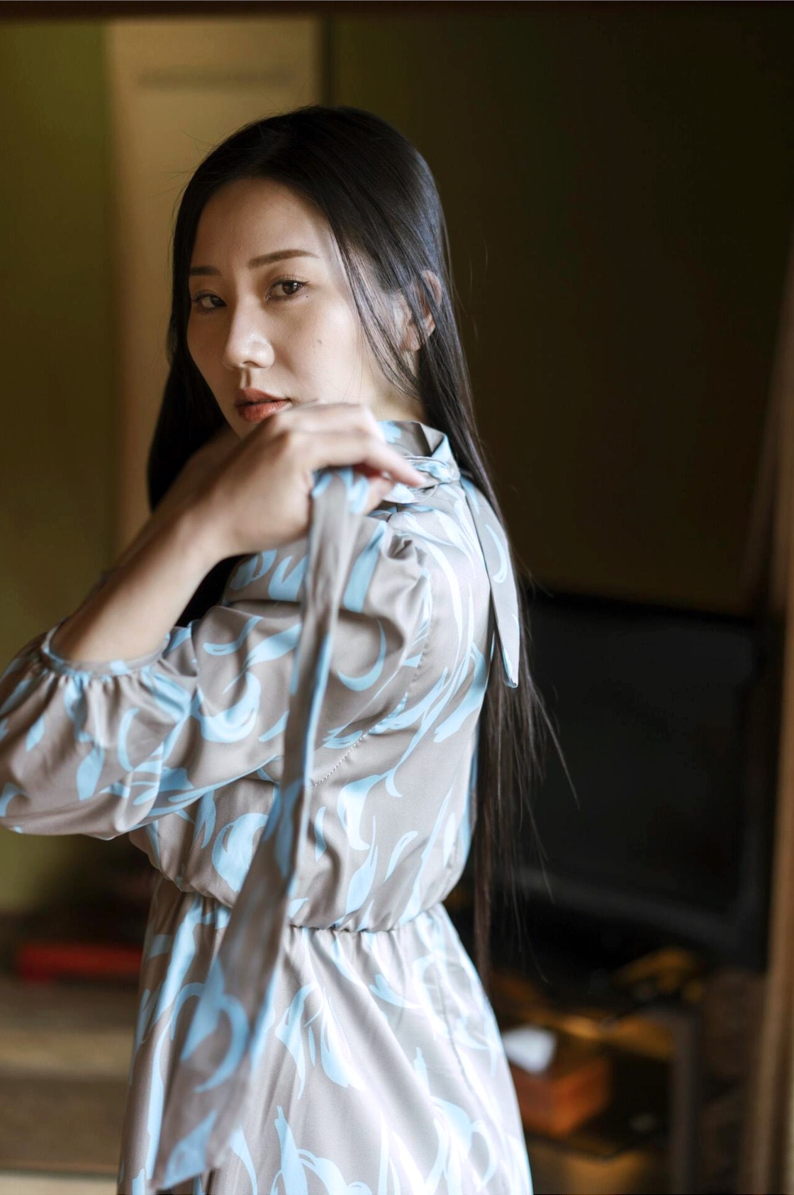 謎の美女17 ファースト写真集 『ひとひらの舞』 Set.01
