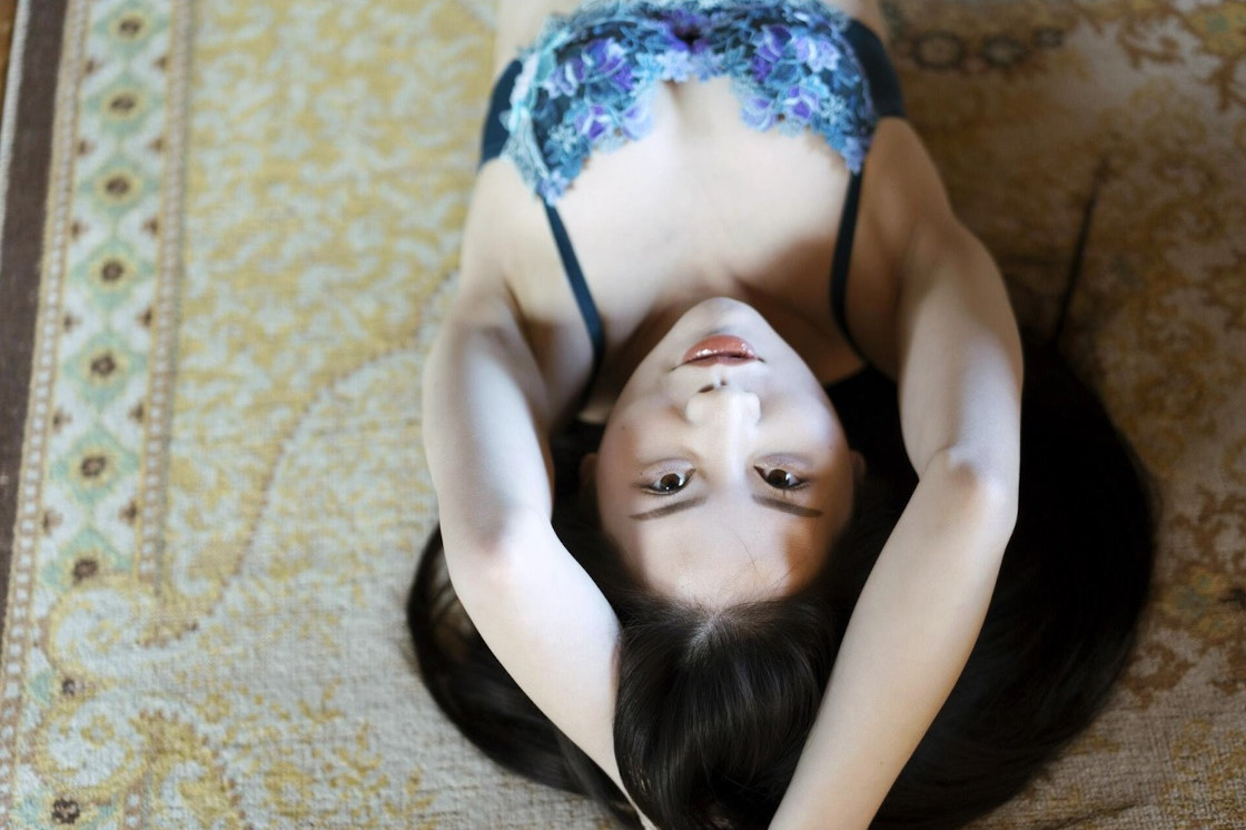 謎の美女17 ファースト写真集 『ひとひらの舞』 Set.01