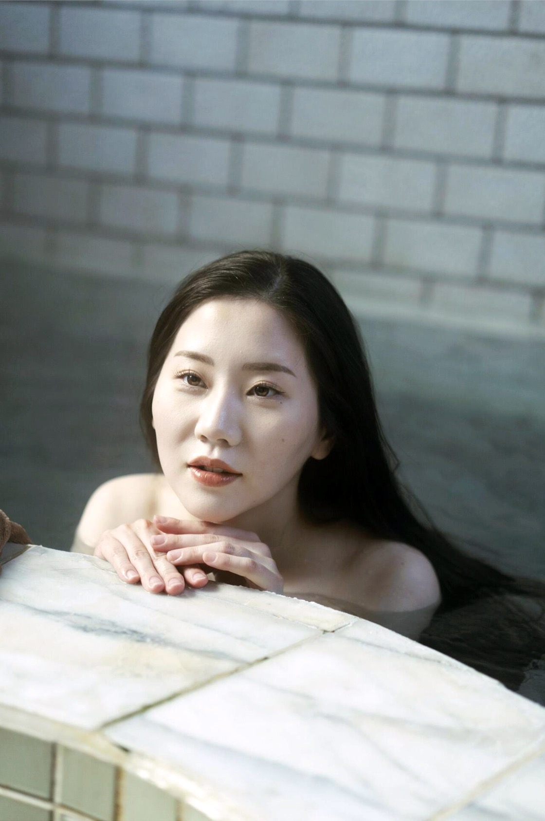 謎の美女17 ファースト写真集 『ひとひらの舞』 Set.03