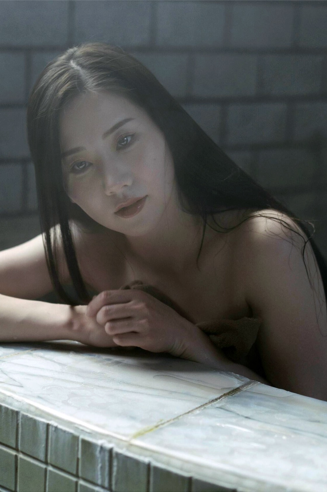 謎の美女17 ファースト写真集 『ひとひらの舞』 Set.03