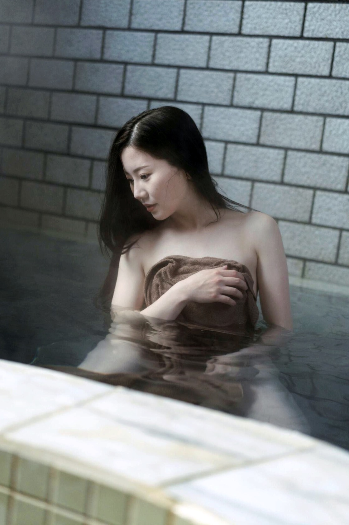 謎の美女17 ファースト写真集 『ひとひらの舞』 Set.03