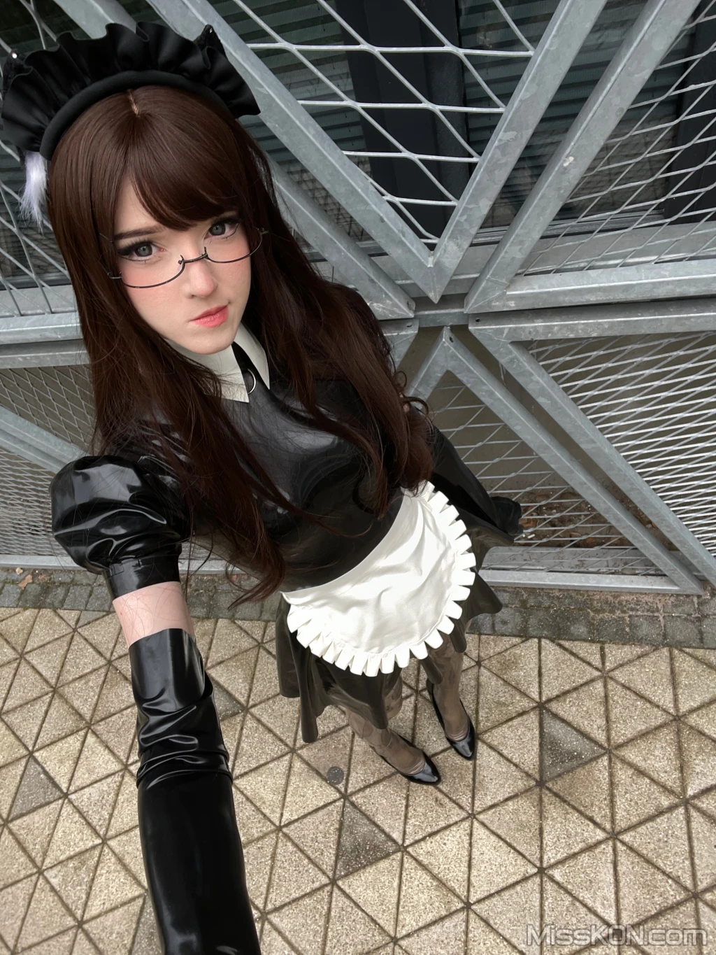 Coser@Candy_Ball_ Latex Maid