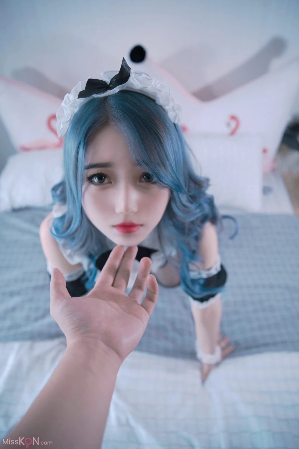 Coser@eloise软软_ 三点与黑丝
