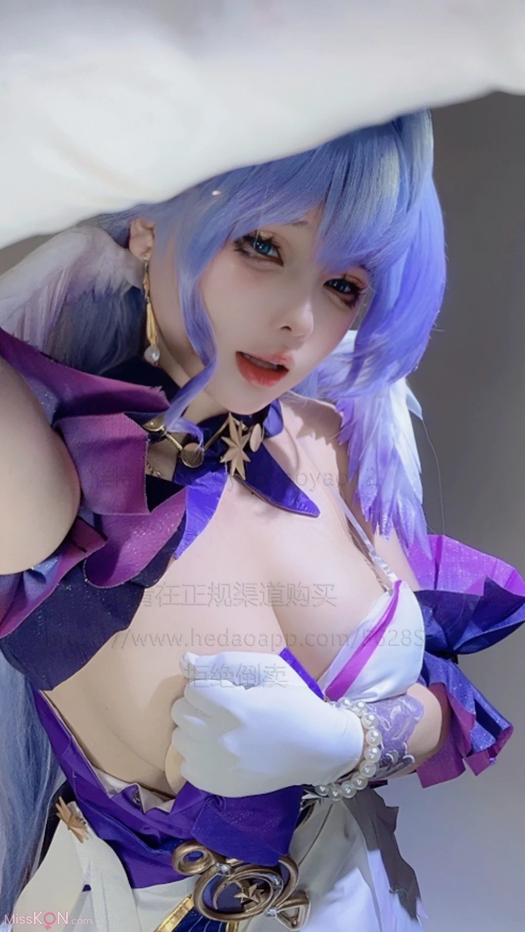 Coser@小瑶幺幺_ 知更鸟自拍版