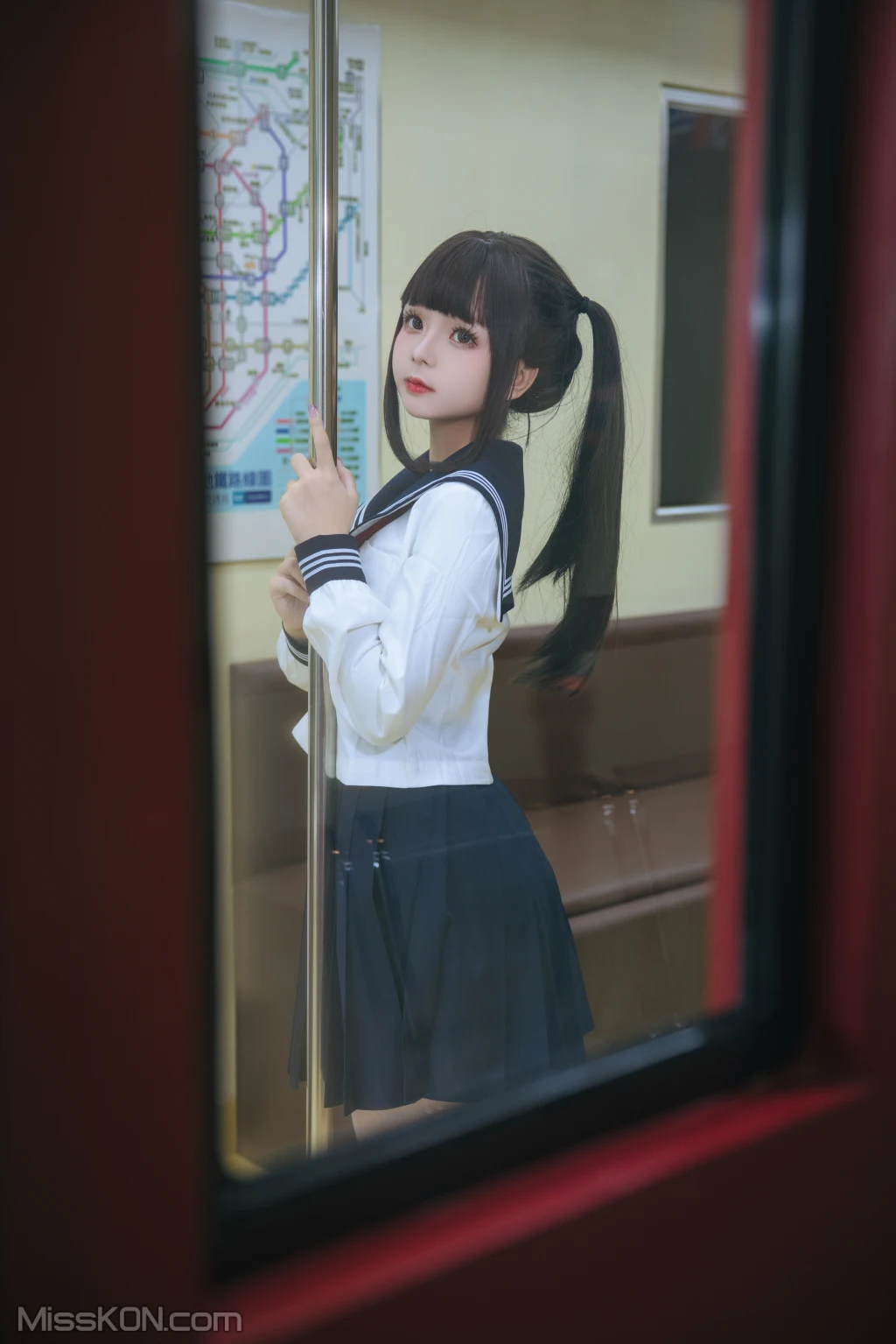 Coser@日奈娇_ 列车JK