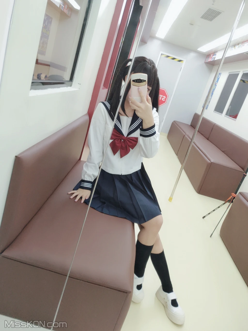 Coser@日奈娇_ 列车JK