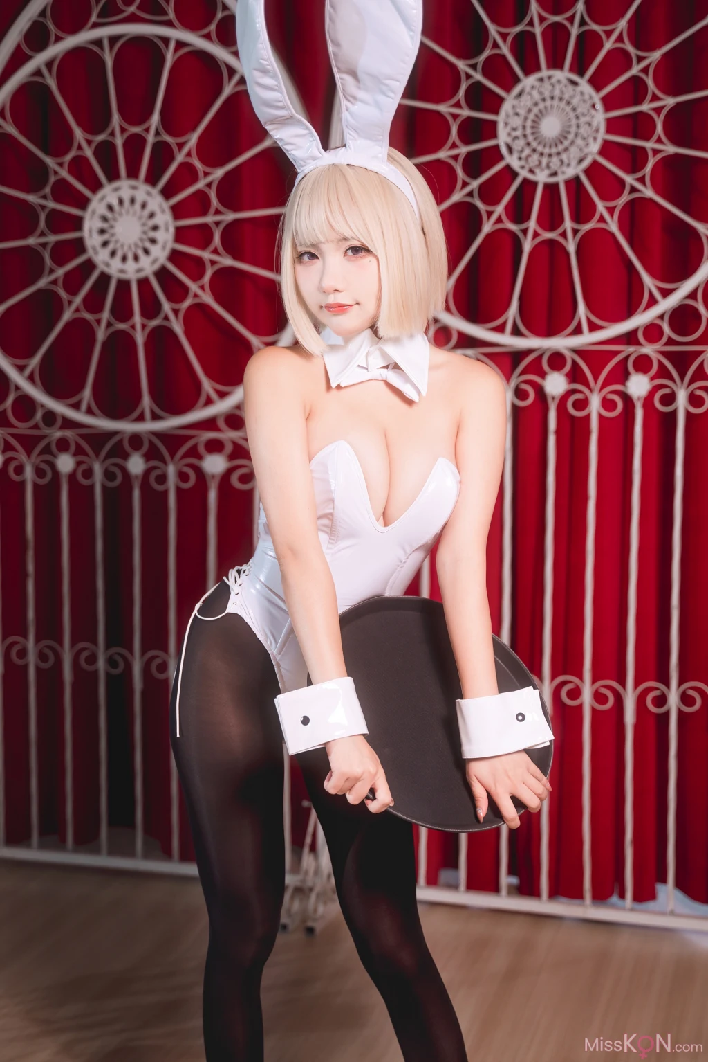 Coser@是一只熊仔吗_ 小兔时间