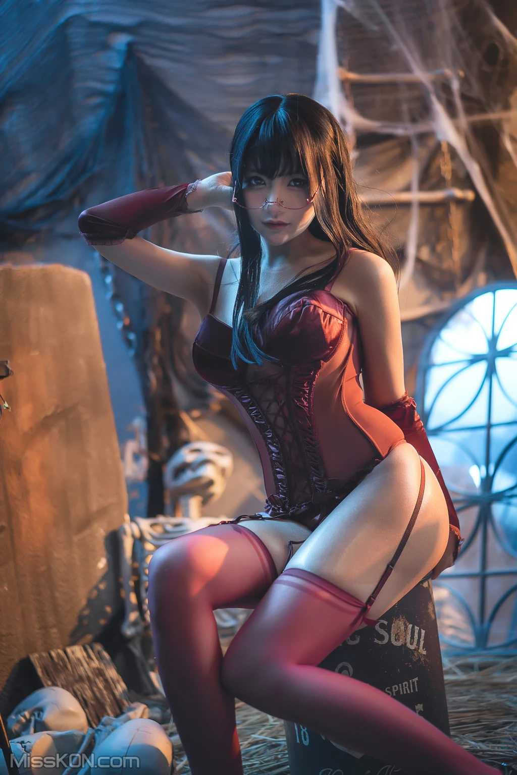 Coser@是一只熊仔吗_ 红色corset