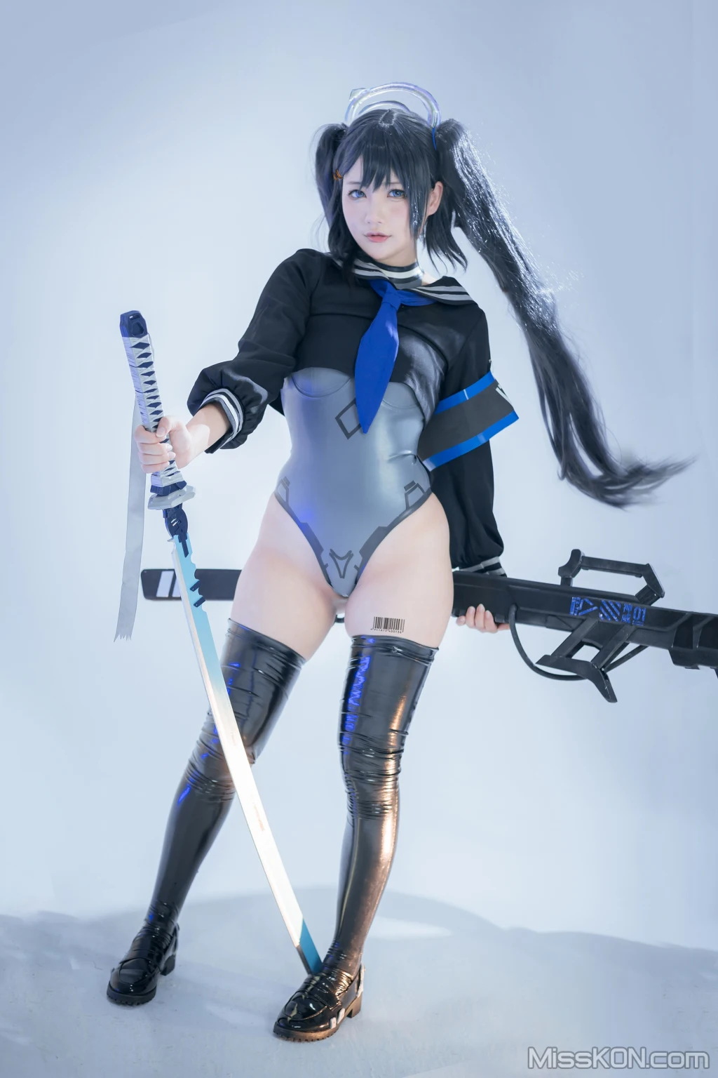 Coser@是一只熊仔吗_ 蓝色袖章