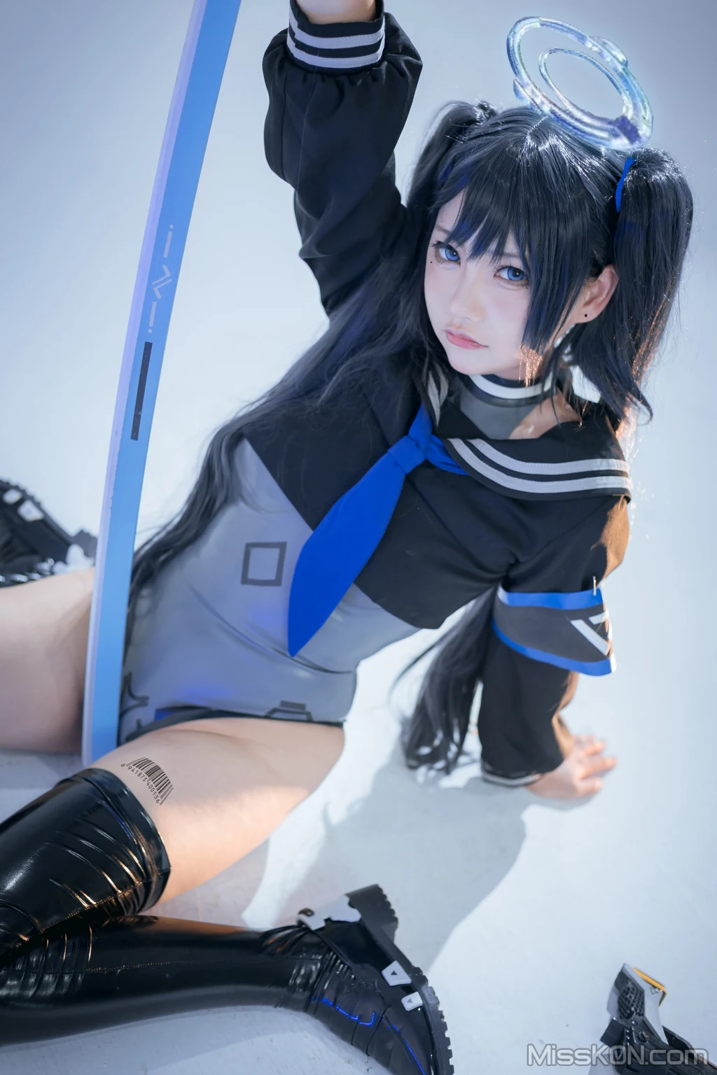 Coser@是一只熊仔吗_ 蓝色袖章