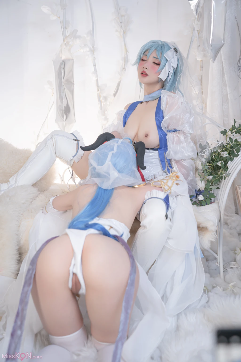 Coser@爆机少女喵小吉 (Nekokoyoshi)_ 12月T3 双子：最强冰雪组合