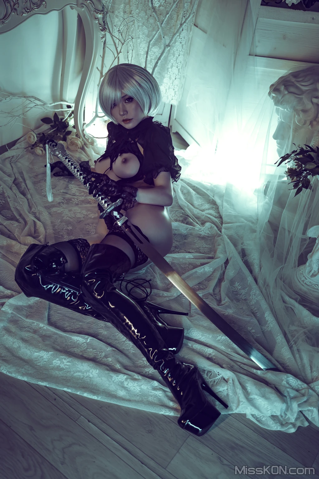 Coser@爆机少女喵小吉 (Nekokoyoshi)_ 2B (NieR) Black Bride