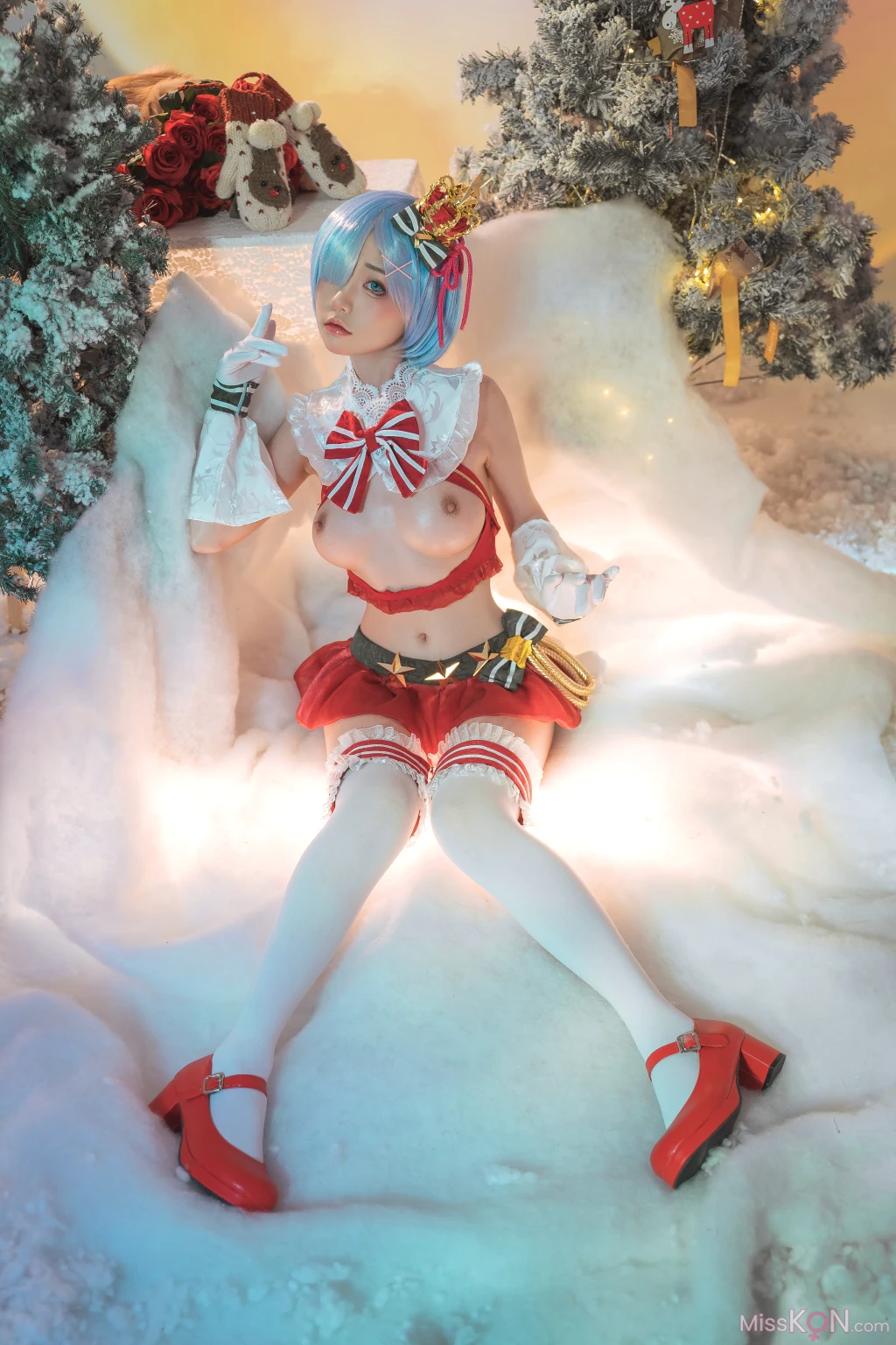 Coser@爆机少女喵小吉 (Nekokoyoshi)_ Christmas Begins