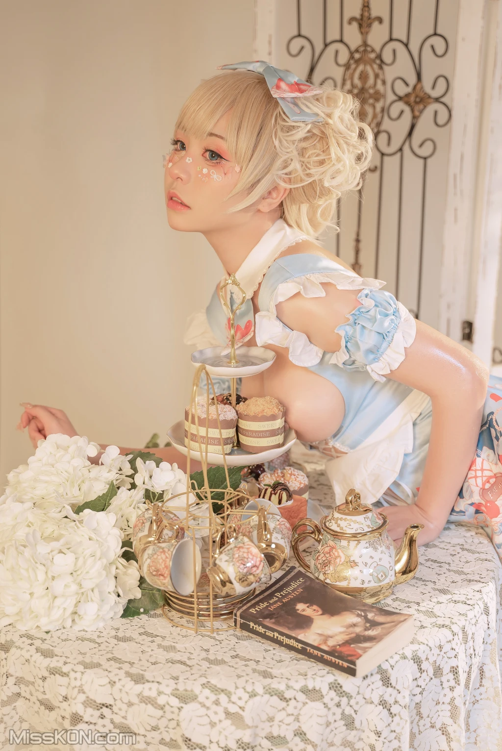 Coser@爆机少女喵小吉 (Nekokoyoshi)_ Private Tea Party