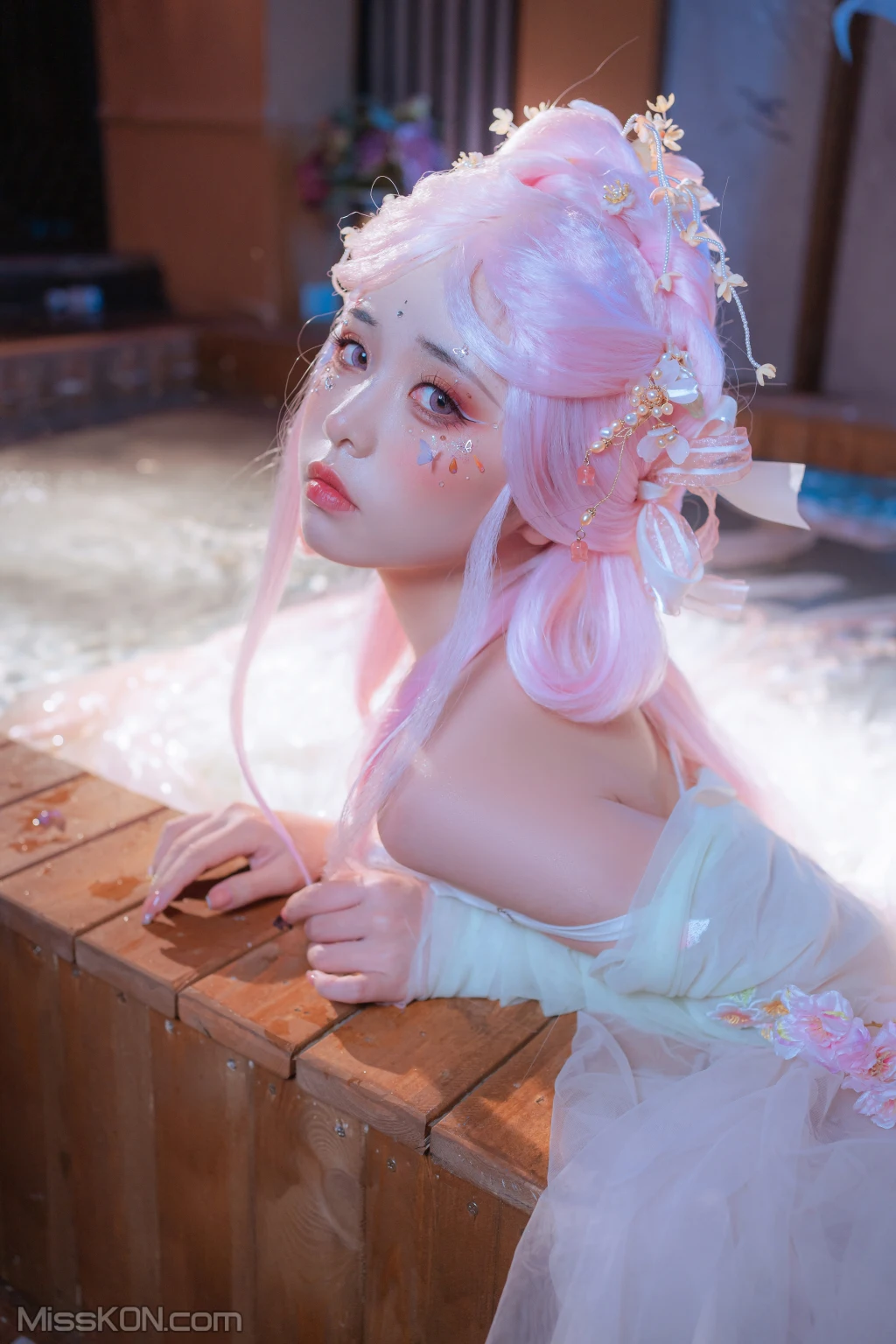 Coser@爆机少女喵小吉 (Nekokoyoshi)_ 临江仙