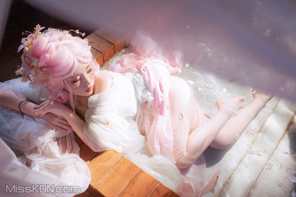 Coser@爆机少女喵小吉 (Nekokoyoshi)_ 临江仙