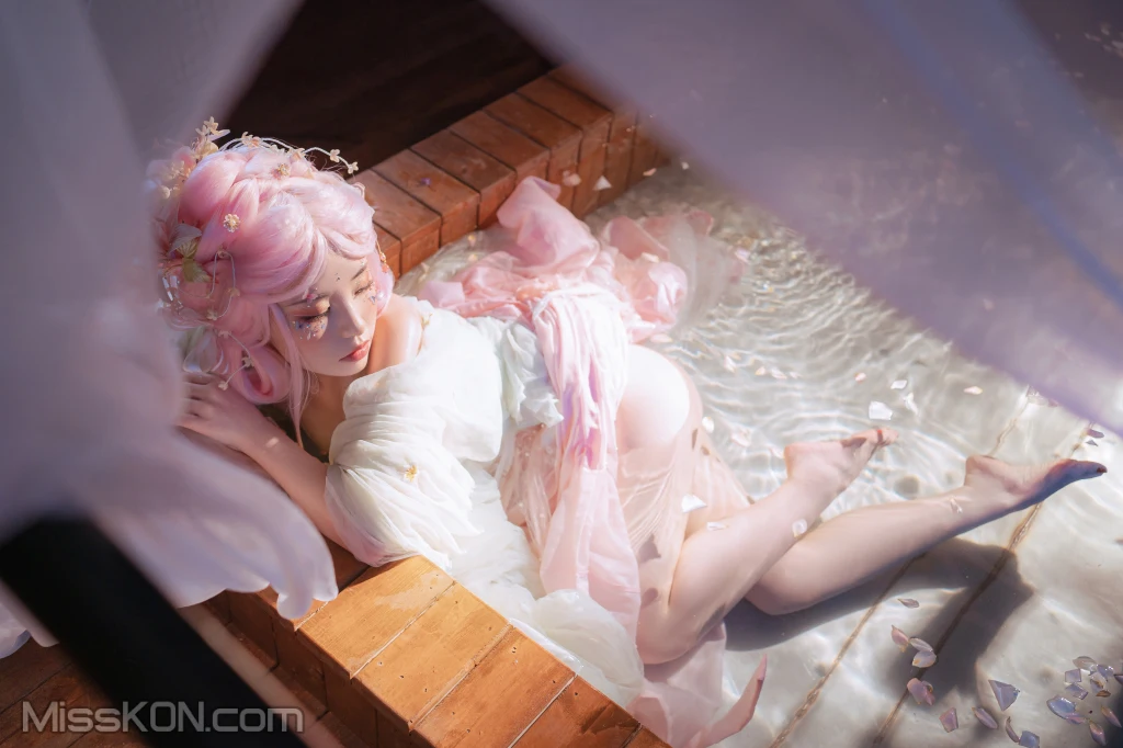 Coser@爆机少女喵小吉 (Nekokoyoshi)_ 临江仙