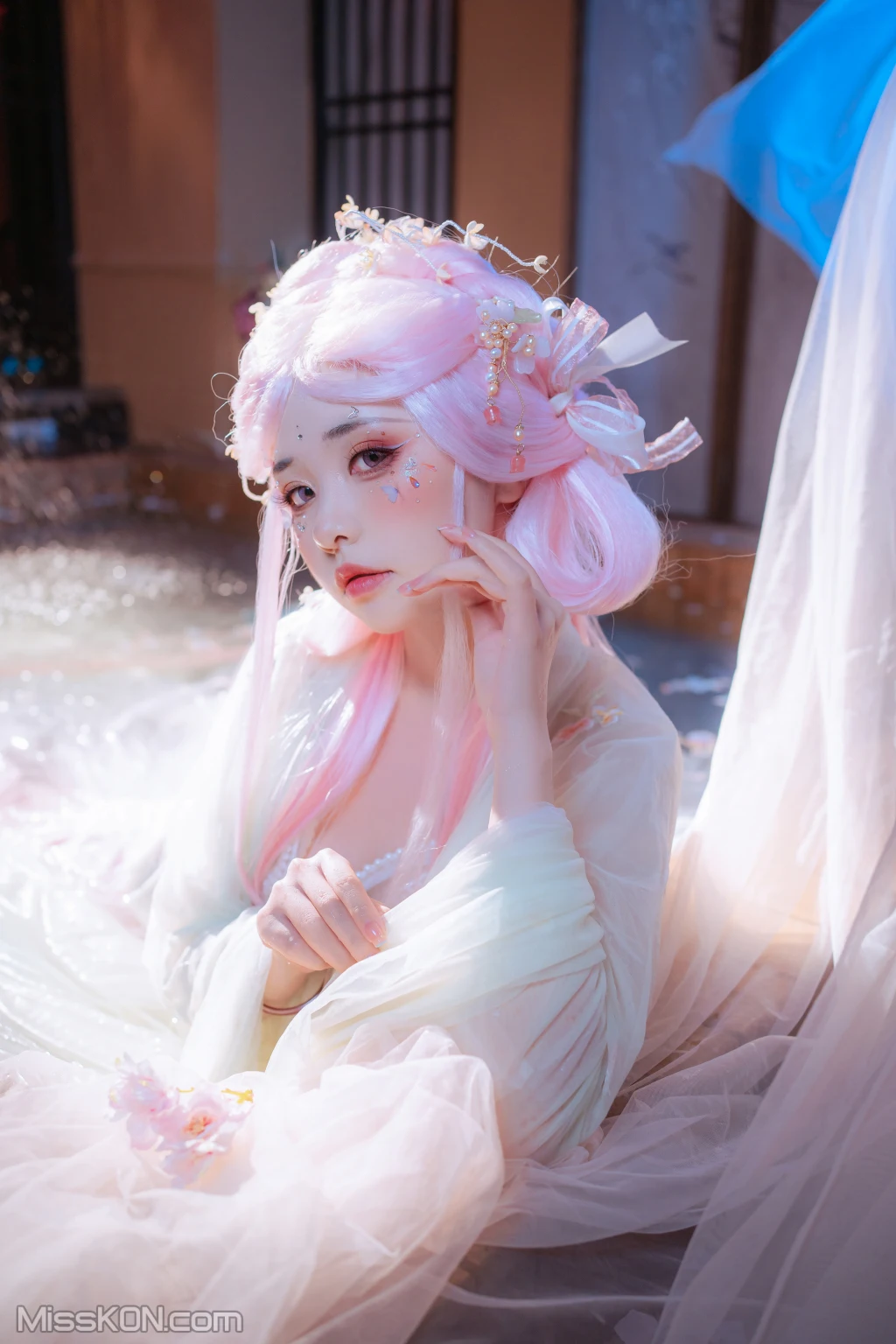 Coser@爆机少女喵小吉 (Nekokoyoshi)_ 临江仙