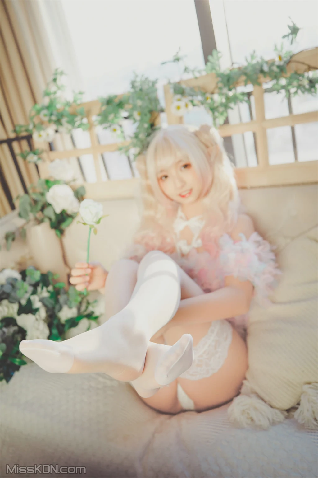 Coser@神楽坂真冬 Vol.082_ 绝对企画-黑白丝《柔らかい永遠》