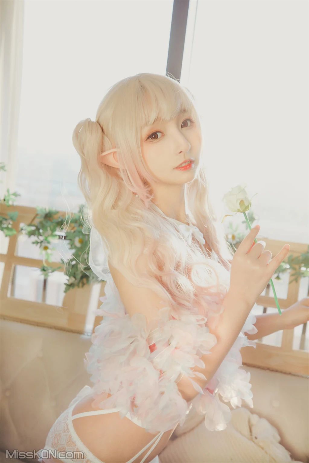 Coser@神楽坂真冬 Vol.082_ 绝对企画-黑白丝《柔らかい永遠》