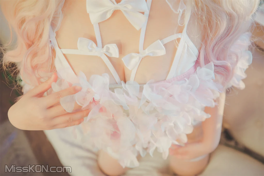 Coser@神楽坂真冬 Vol.082_ 绝对企画-黑白丝《柔らかい永遠》