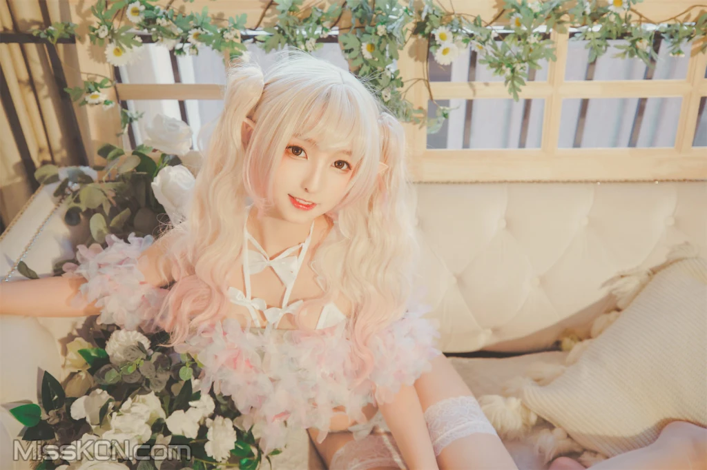 Coser@神楽坂真冬 Vol.082_ 绝对企画-黑白丝《柔らかい永遠》