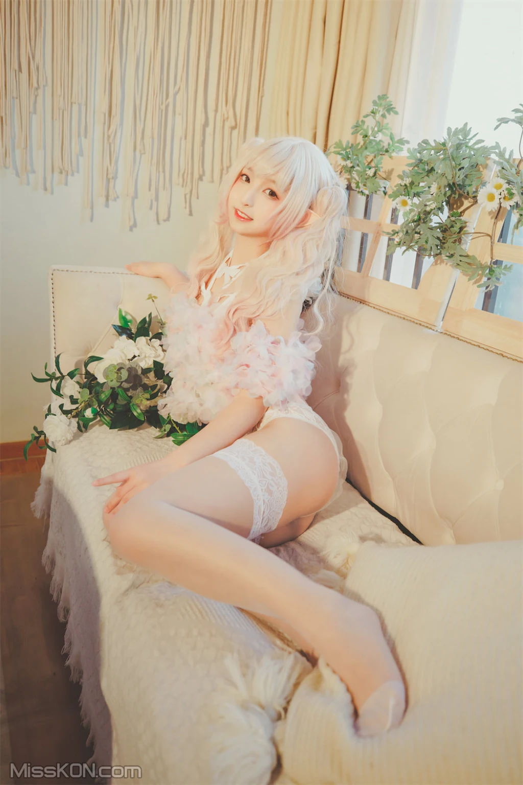 Coser@神楽坂真冬 Vol.082_ 绝对企画-黑白丝《柔らかい永遠》