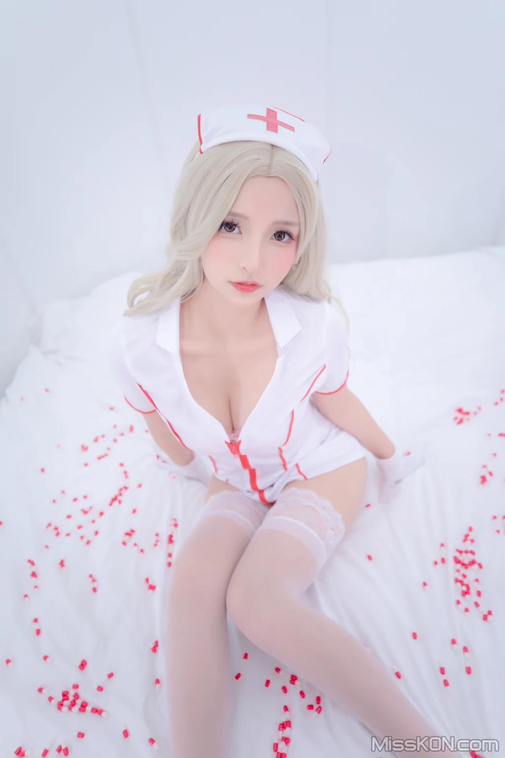 Coser@神楽坂真冬 Vol.084_ 绝对企画-白丝护士《心身バランス》