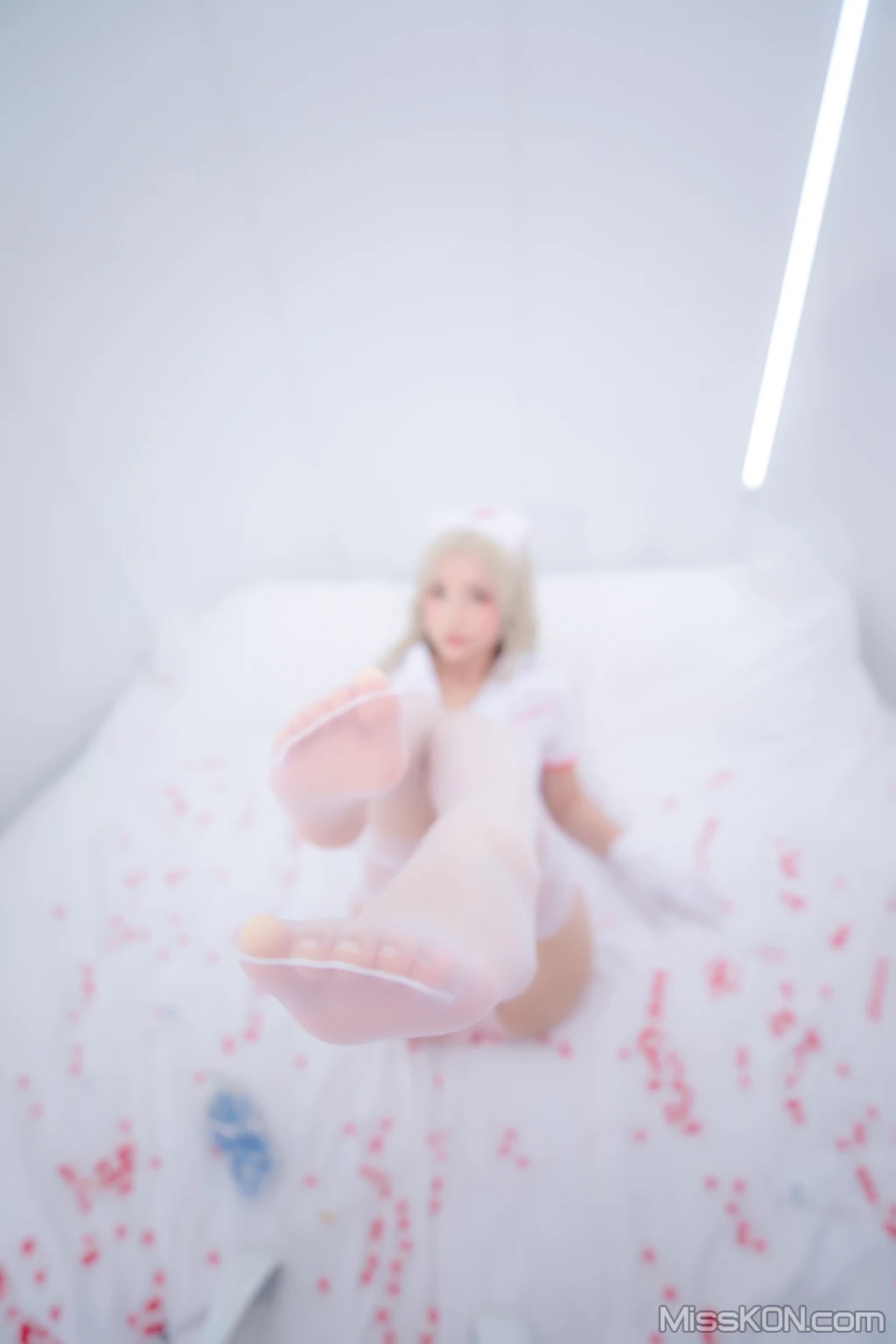 Coser@神楽坂真冬 Vol.084_ 绝对企画-白丝护士《心身バランス》