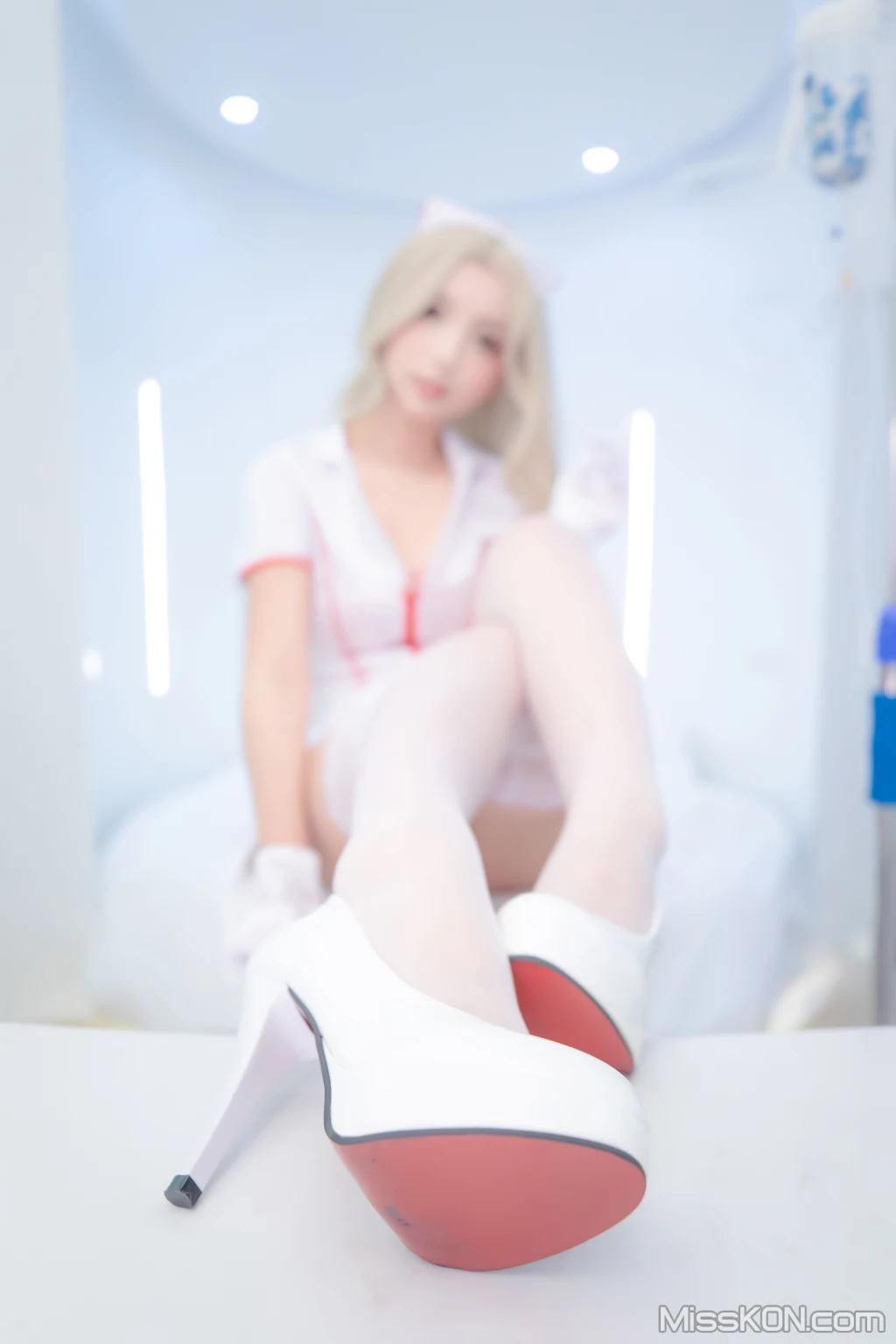 Coser@神楽坂真冬 Vol.084_ 绝对企画-白丝护士《心身バランス》