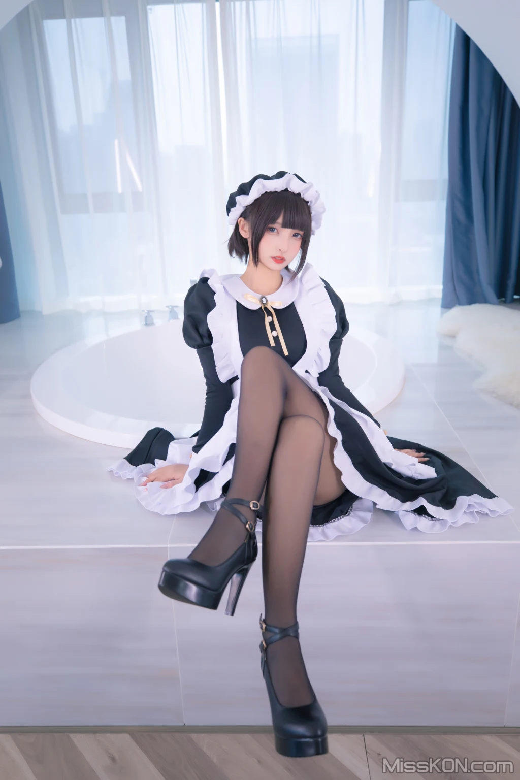 Coser@神楽坂真冬 Vol.086_ 绝对企画-女仆主题《愛のラビリンス2》