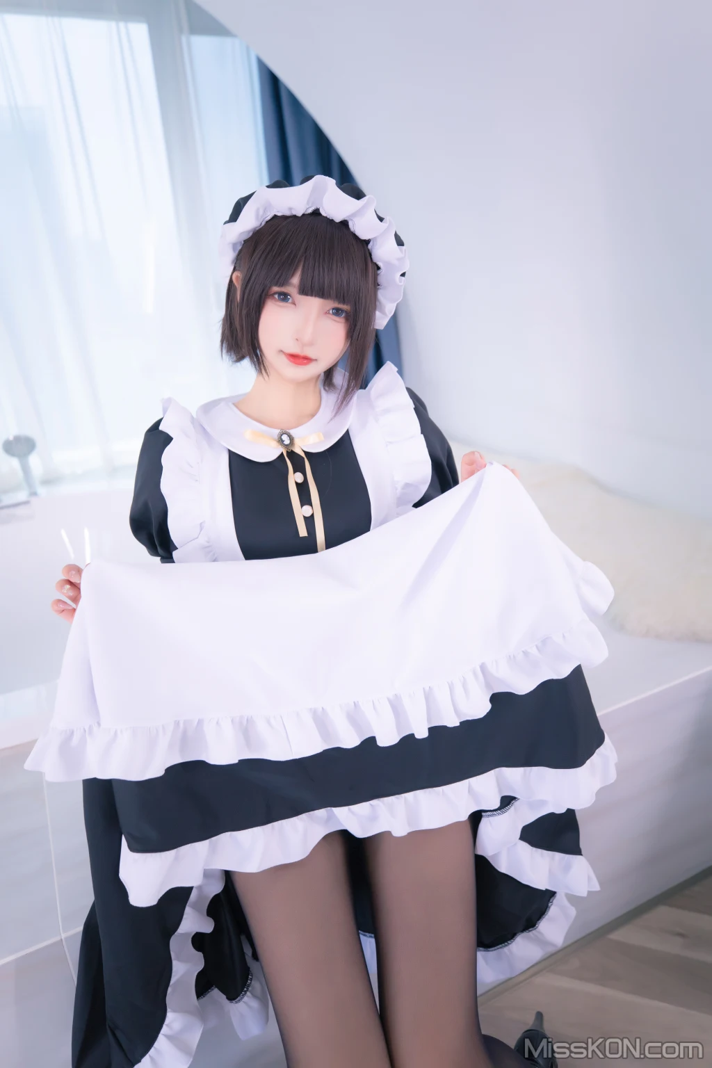 Coser@神楽坂真冬 Vol.086_ 绝对企画-女仆主题《愛のラビリンス2》