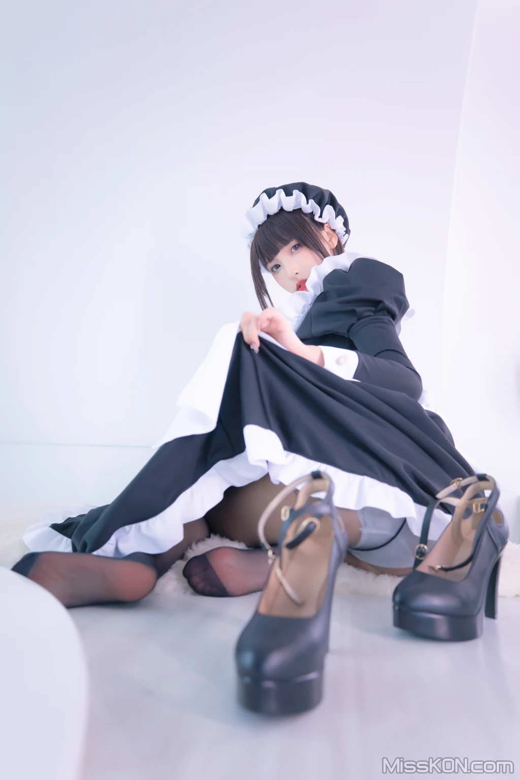 Coser@神楽坂真冬 Vol.086_ 绝对企画-女仆主题《愛のラビリンス2》