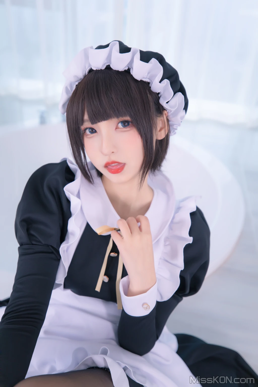 Coser@神楽坂真冬 Vol.086_ 绝对企画-女仆主题《愛のラビリンス2》