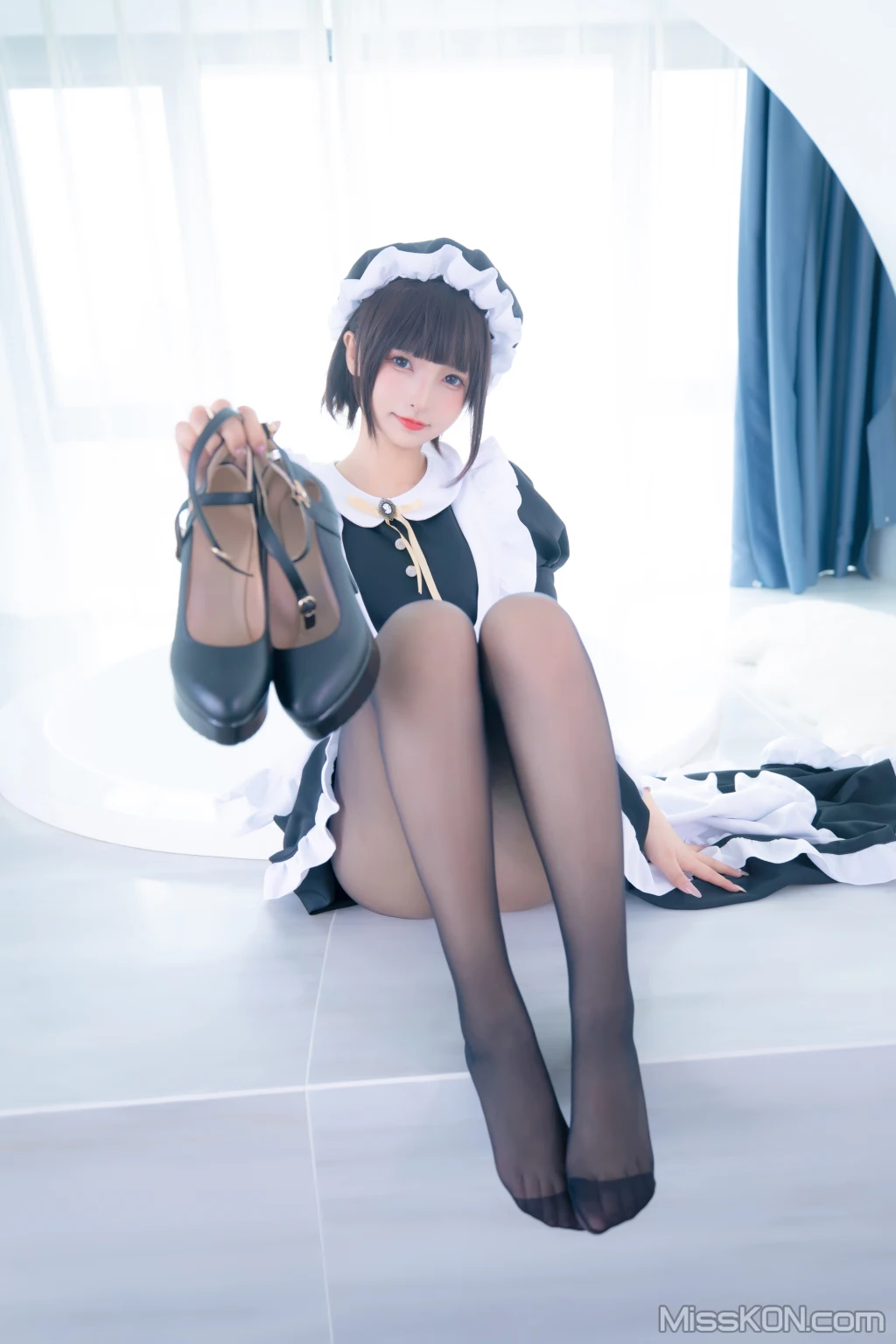 Coser@神楽坂真冬 Vol.086_ 绝对企画-女仆主题《愛のラビリンス2》