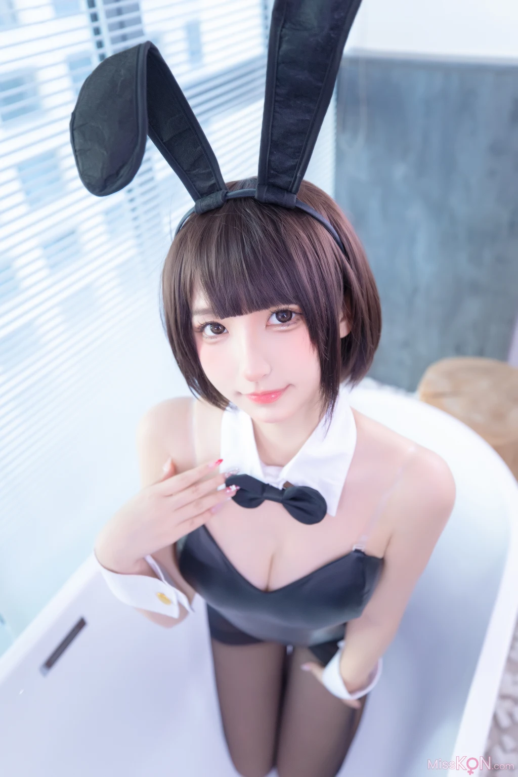 Coser@神楽坂真冬 Vol.089_ 绝对企画-兔女郎与钢管《バニーバブル》