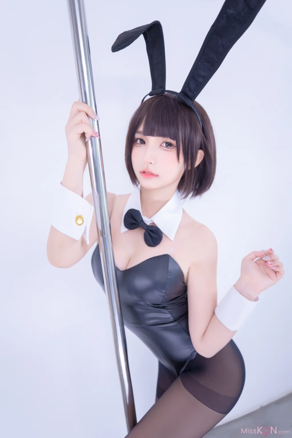 Coser@神楽坂真冬 Vol.089_ 绝对企画-兔女郎与钢管《バニーバブル》